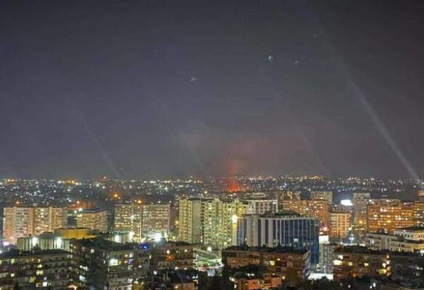دفع حمله رژیم صهیونیستی به دمشق از سوی پدافند هوایی سوریه