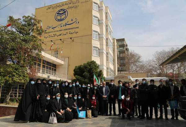 مراسم معارفه دانشجویان ورودی 99 مقطع کارشناسی دانشگاه مذاهب اسلامی برگزار شد
