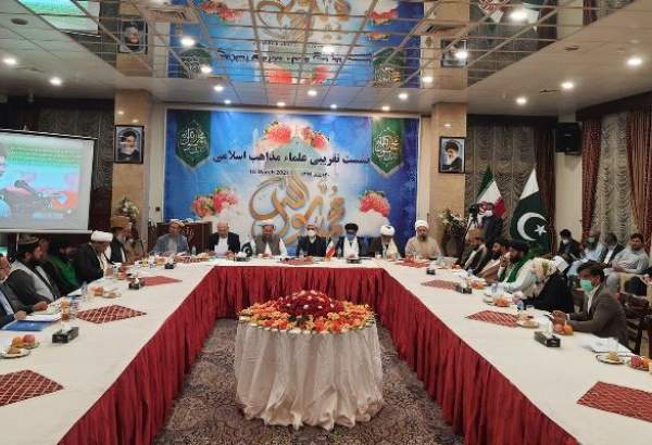 گردهمایی علمای مسلمان پاکستان به مناسبت عید مبعث برگزار شد