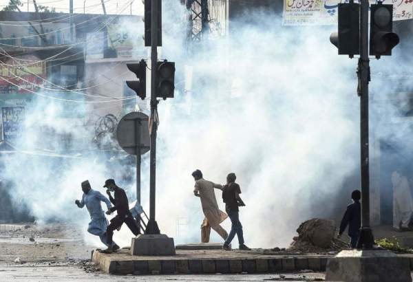پاکستان: لاہور میں کالعدم جماعت کا پرتشدد مظاہرہ
