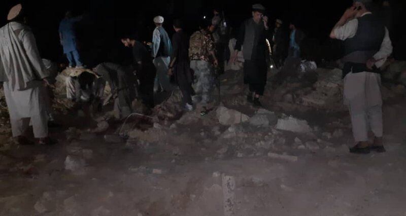 27 قتيلا و 60 مصابا جراء انفجار شرق أفغانستان