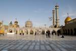 Shah Abdul Azim shrine admits pilgrims under protective measures (photo)  
