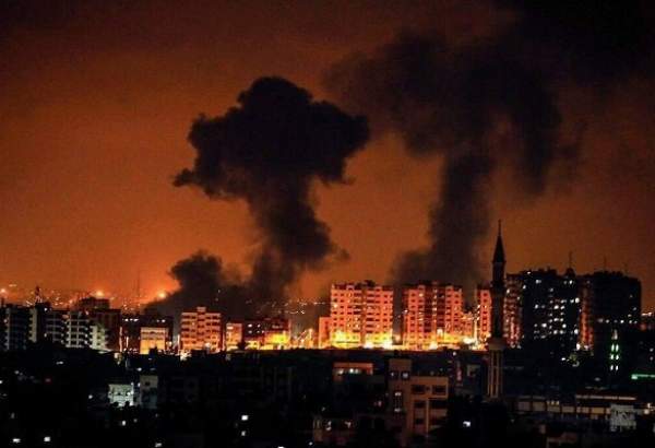 Le régime israélien attaque plusieurs zones de la bande de Gaza