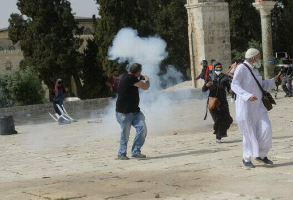 Hundreds of Palestinians injured as Israeli police storm Al-Aqsa