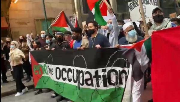 مسيرتان تجوبان شوارع نيويورك وواشنطن تنديدا بعدوان الاحتلال على غزة