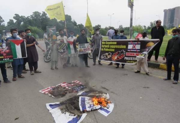 حامیان فلسطین در پاکستان پرچم رژیم صهیونیستی را آتش زدند
