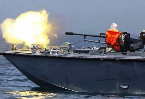 حمله قایق های جنگی رژیم صهیونیستی به سواحل غزه