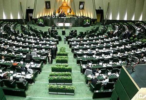 جو بھی صہیونی کیخلاف مقابلہ کرے ہم اس کی حمایت کریں گے، ایران پارلیمنٹ