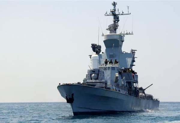Palestinian resistance fighters target Israeli warship off Gaza coast