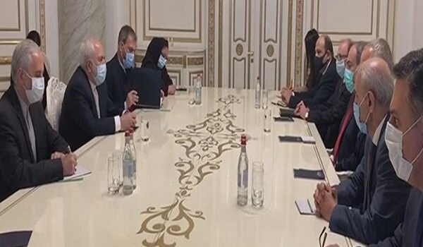 وزير الخارجية الايراني يلتقي رئيس وزراء ارمينيا
