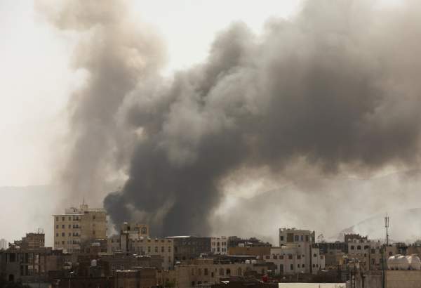 یمن کے مختلف علاقوں میں سعودی جنگی طیارے بمباری