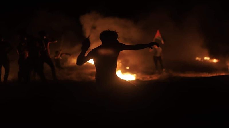 الشباب الثائر يواصل فعاليات الارباك الليلي قرب موقع ملكة شرق قطاع غزة  
