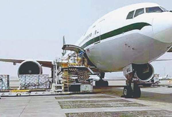 خصوصی طیارہ چین سے سائنو ویک ویکسین کی خوراکیں لے کر اسلام آباد پہنچ گیا