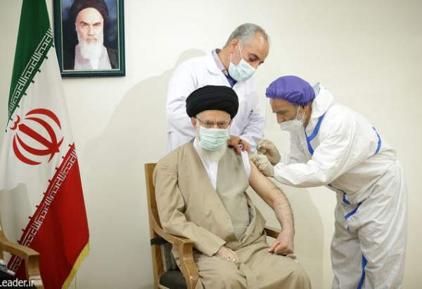 رهبر معظم انقلاب: منتظر واکسن ایرانی ماندم برای پاسداشت افتخار ملی و تشکر از محققان جوان و پر تلاش