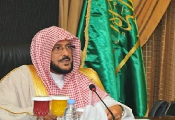 کاربران شبکه های اجتماعی اظهارات وزیر اوقاف سعودی را به سخره گرفتند