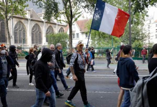 فرانس میں ایک بار پھر حکومت مخالف مظاہرے شروع