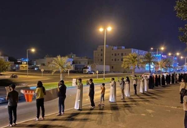 بحرین کے مختلف علاقوں میں سیاسی قیدہ کی رہائی کے لئے مظاہرہ