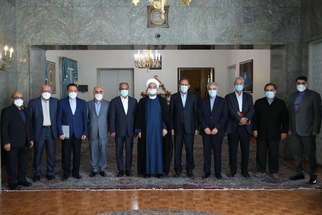 روحاني : لجنة التنسيق الاقتصادية لعبت دورا مهما في ظروف العقوبات ضد ايران