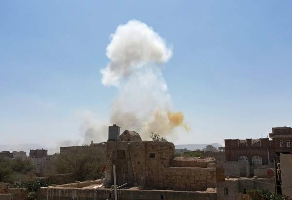 سعودی اتحاد کے جنگی طیاروں نے یمن کے مختلف علاقوں کو اپنی وحشیانہ جارحیت
