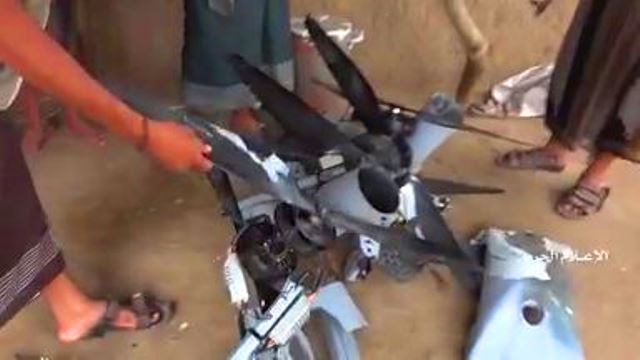الإعلام الحربي الیمنی : إسقاط طائرة تجسسية مقاتلة لقوى العدوان في الحديدة
