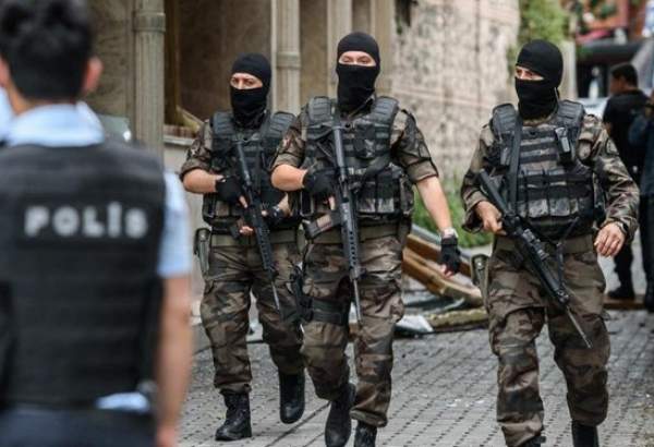 دستگیری 10 مظنون مرتبط با داعش در استانبول