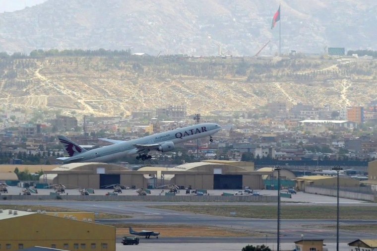سفير قطر: الرحلات الداخلية بدأت في مطار كابل ونتوقع عودة الرحلات الدولية