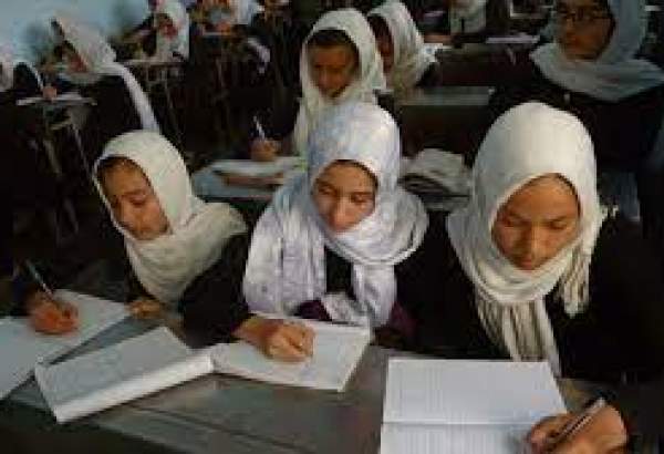طالبان کا مڈل اور ہائی سکول لڑکوں کی تعلیم دوبارہ شروع کرنا کا حکم