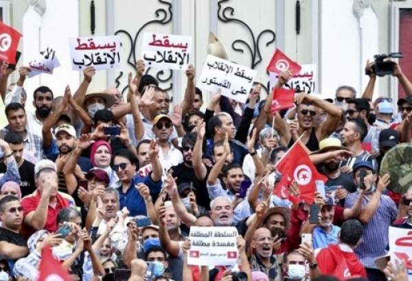 مظاهرات حاشدة في تونس ضد انقلاب الرئيس سعّيد