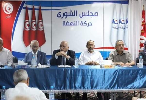 استقالة أكثر من 100 قيادي من حركة النهضة التونسية