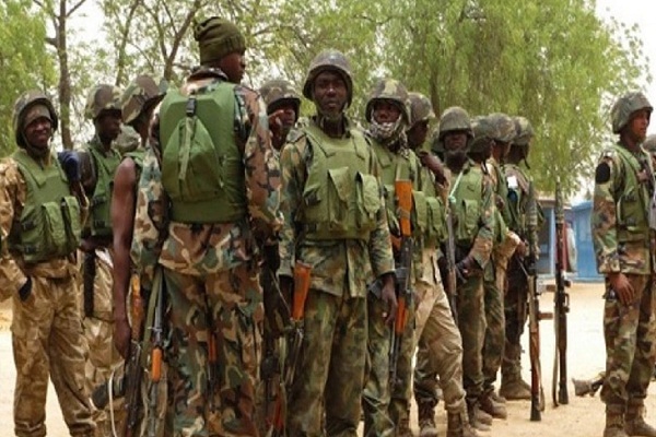 حمله عناصر مسلح به پایگاه نظامی نیجریه ۲۲ کشته بر جای گذاشت