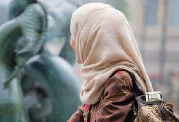 تمام چالش‌های زنان «باحجاب» در فرانسه