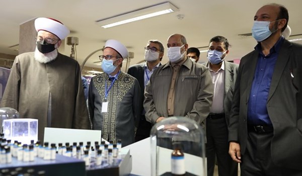 ضيوف مؤتمر الوحدة الاسلامية يتفقدون مفاعل "الشهيد فخري زادة" الابحاثي