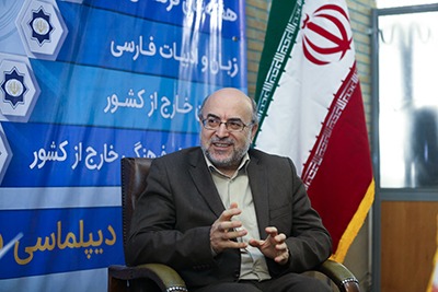 ضرورت تعامل نخبگان ایرانی با همتایان خارجی برای پیشبرد دیپلماسی علمی