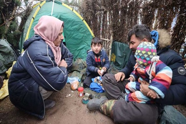کمک رسانی مسلمانان لهستان به پناهجویان مرز بلاروس