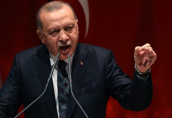 Erdogan rejette les sondages instantanés "primitifs" : Rapport