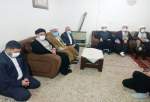 Top Shia cleric meets with family of late Sunni scholar, Haj Mamusta Qorbani in Kamyaran (photo)  