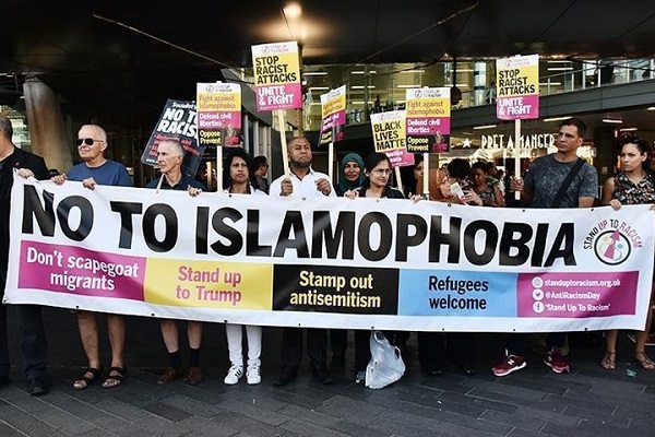 گزارش «ایندیپندنت» از چالش‌های زنان مسلمان در انگلستان