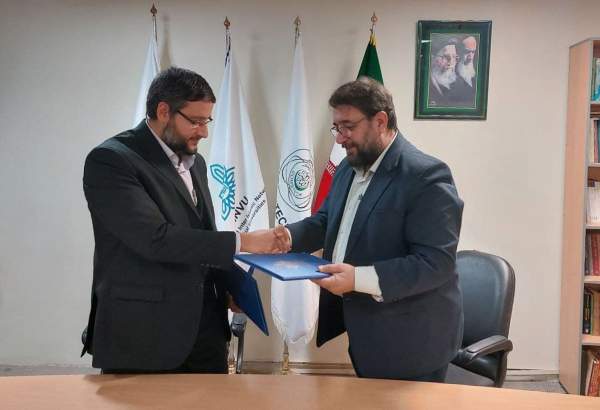 Taqrib News Agency, Islamic virtual universities sign coop agreement