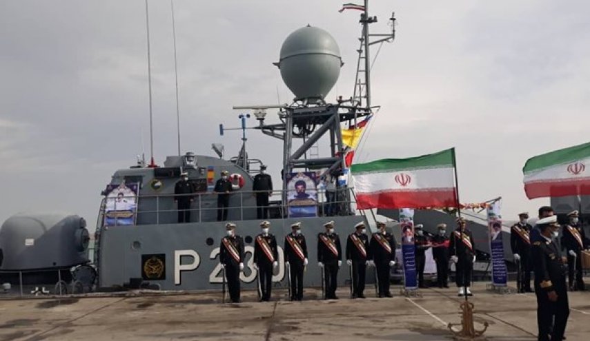 بارجتان مطورتان تدخلان الخدمة في القوة البحرية الايرانية
