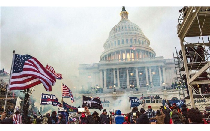 واکنش خطیب زاده به اولین سالگرد حمله شورشیان به کنگره آمریکا در ۶ ژانویه