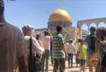 Scores of Israeli settlers storm Al-Aqsa complex in Beit-ul-Moqaddas