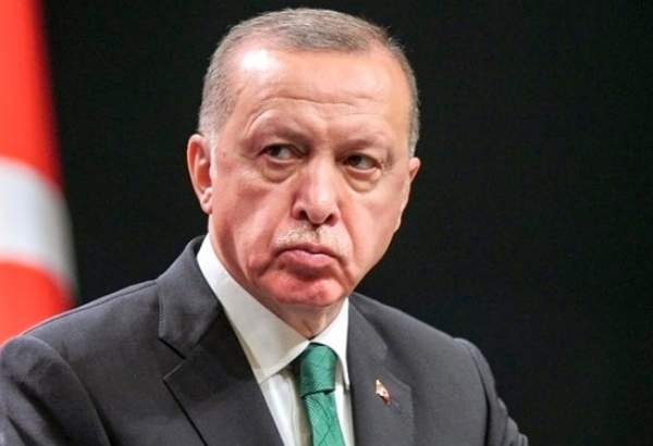 اردوغان: سازمان‌های تروریستی همچنان تحت حمایت آمریکا هستند