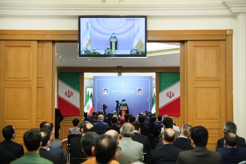 اية الله رئيسي: الإيرانيون في الخارج هم سفراء البلاد