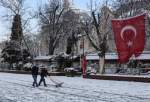 Heavy snow blankets Istanbul, stranding thousands in Istanbul (photo)  