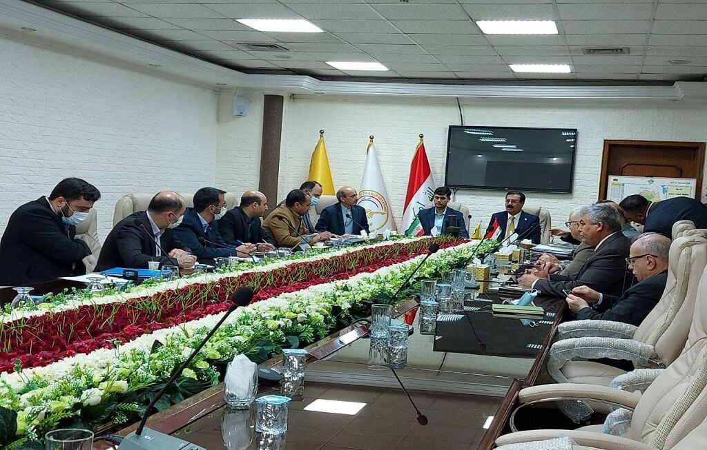 مدير مصلحة سكك الحديد الايرانية يستعرض نتائج زيارته الى العراق