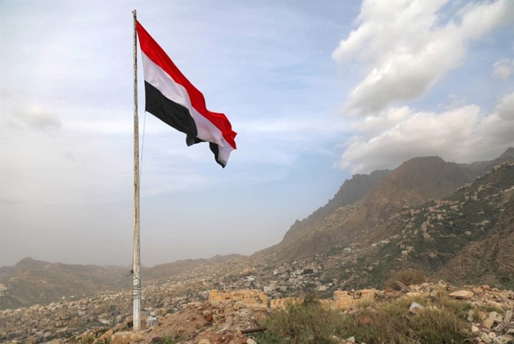 مصدر يمني: صنعاء ترحب بأي حوار مع التحالف السعودي في أي دولة محايدة