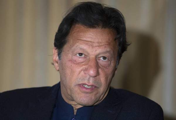 Pakistan PM says US orchestrating his ouster