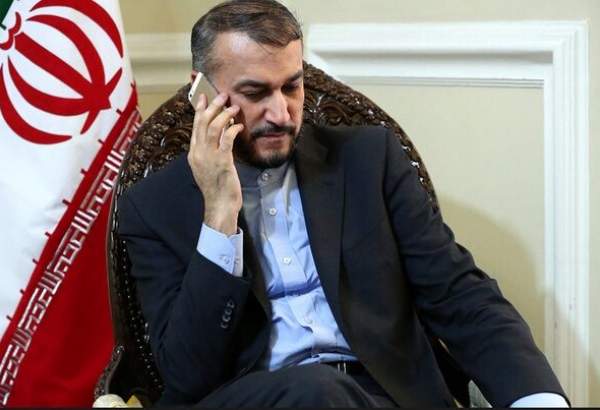 Iran, Oman FMs confer via phone