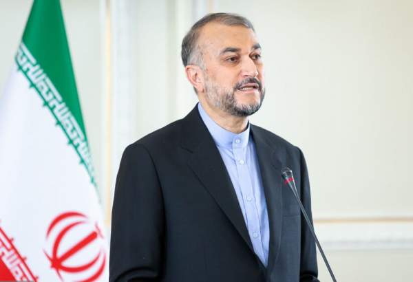 Iran FM felicitates 30th anniversary of Iran, Uzbekistan diplomatic ties