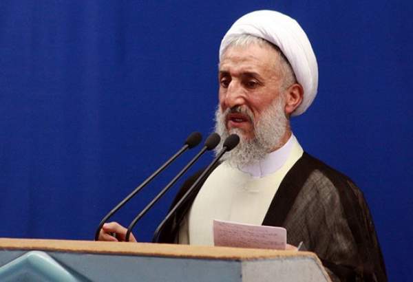 امام صادق(ع) فرمانده جبهه جهانی جنگ فرهنگی علیه کفر است